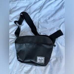 Herschel fanny pack
